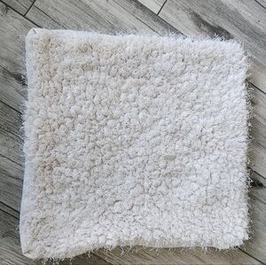 Pillow Cover Decrotive Fuax Sherpa Eyelash Cream 17"x17"